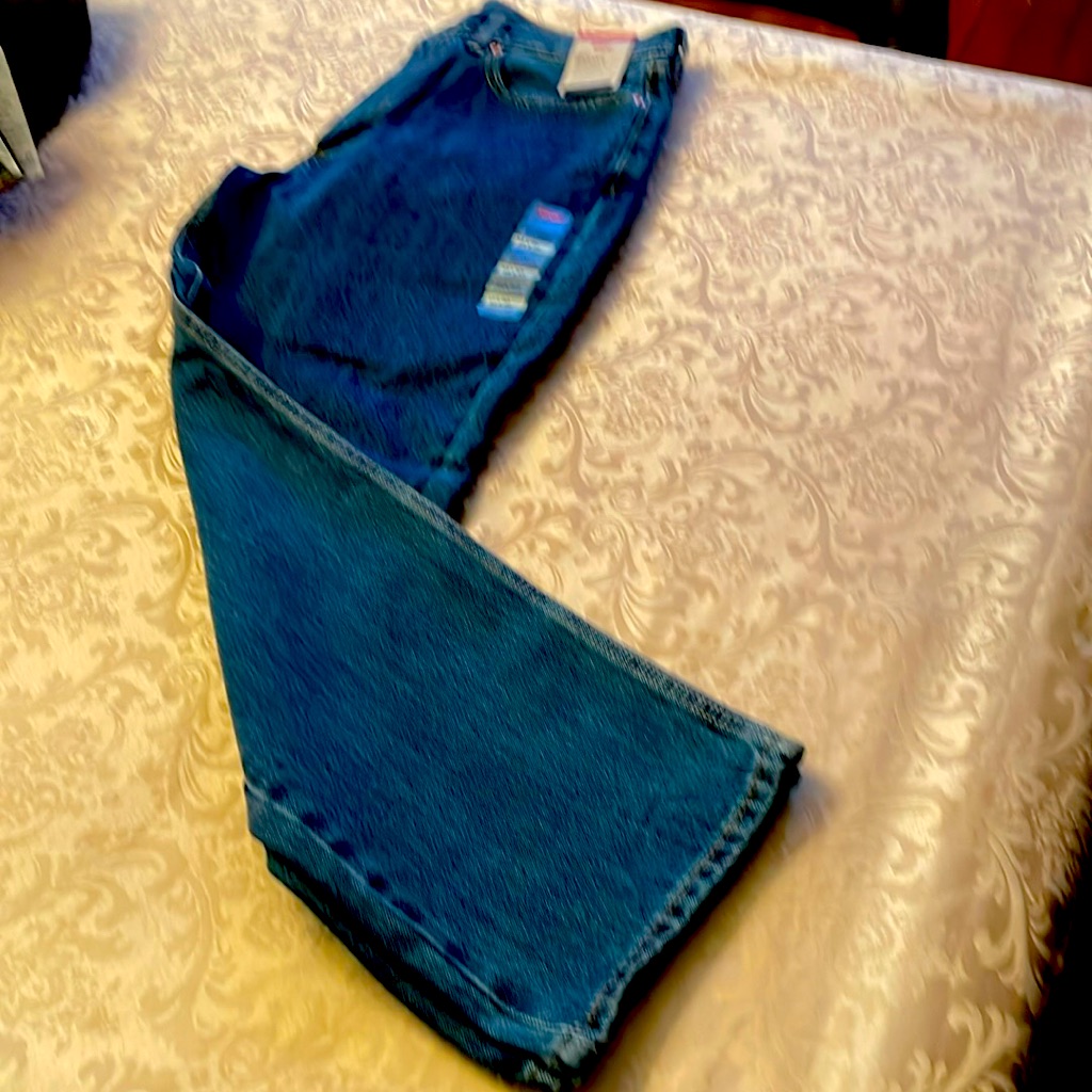 Brand New With Tags Levis Jeans 550 Relaxed 34 X 30